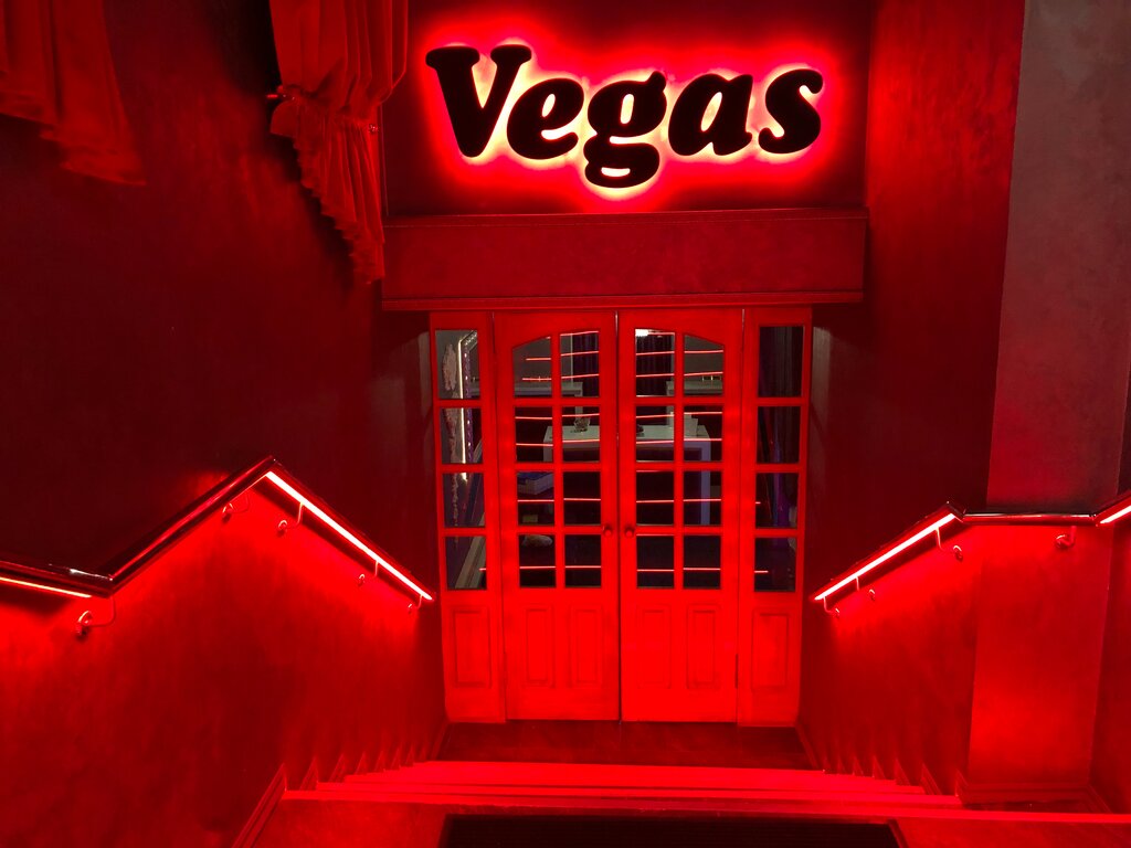 Индивидуалка Vegas Club
